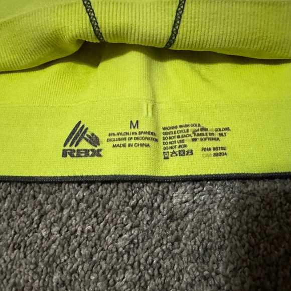 Bundle of 5 Workout Bras, Sports/Sleep Bras, Sizes Medium & L/XL - Picture 4 of 5